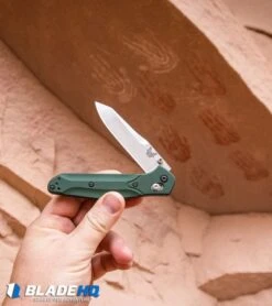 Benchmade 940 Osborne AXIS Lock Knife Green (3.4" Satin) 10 Benchmade 940 Osborne AXIS Lock Knife Green (3.4" Satin) -Knife Discounts Store Benchmade Osborne AXIS Lock Knife Green Satin 940 BHQ0160 kp canyonlands petroglyph web